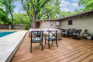 803 W Travis St, Fredericksburg, TX 78624 - Photo 40