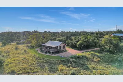 3167 Keese Rd, Fredericksburg, TX 78624 - Photo 2