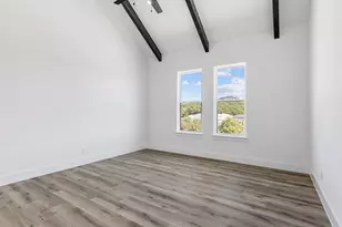 1827 N Foothills Dr, Kerrville, TX 78028 - Photo 14