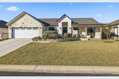 908 Smokey Oak Dr, Fredericksburg, TX 78624 - Photo 1