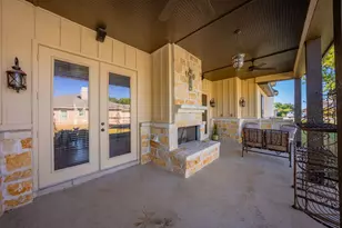 2928 Dry Hollow Dr, Kerrville, TX 78028 - Photo 24