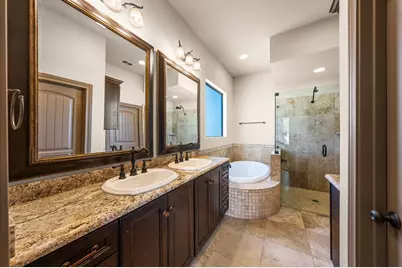 2928 Dry Hollow Dr, Kerrville, TX 78028 - Photo 12