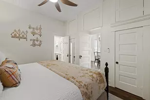 119 W San Antonio St, Fredericksburg, TX 78624 - Photo 16