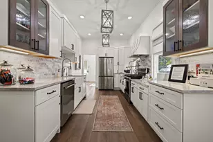 119 W San Antonio St, Fredericksburg, TX 78624 - Photo 6