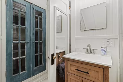 119 W San Antonio St, Fredericksburg, TX 78624 - Photo 60