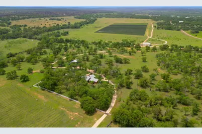 11446 N State Hwy 16, Fredericksburg, TX 78624 - Photo 12