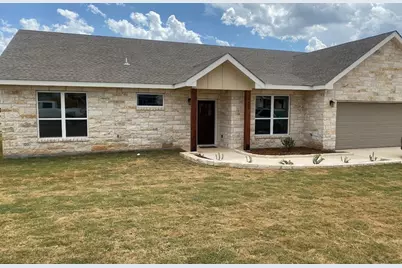 721 Madilynn Ct, Fredericksburg, TX 78624 - Photo 1