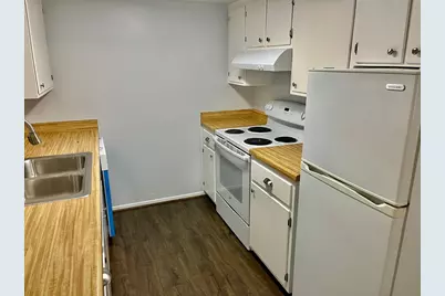 103 Trailmoor #10, Fredericksburg, TX 78624 - Photo 4