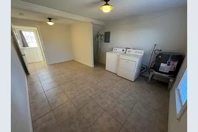605 S Washington St #A, Fredericksburg, TX 78624 - Photo 16