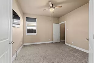 216 Riley Ln, Fredericksburg, TX 78624 - Photo 18