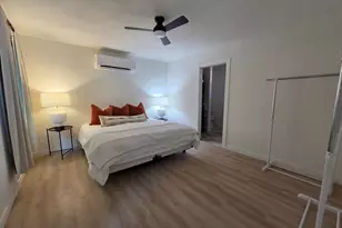 421 E Orchard St, Fredericksburg, TX 78624 - Photo 10