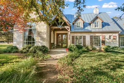 230 Lakewood Lane, Fredericksburg, TX 78624 - Photo 1