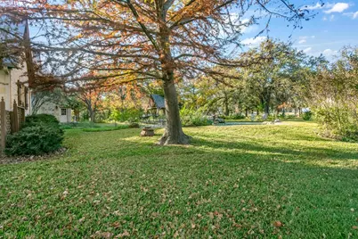 230 Lakewood Lane, Fredericksburg, TX 78624 - Photo 14