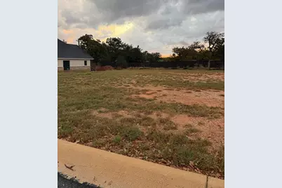 2137 Stone Meadow, Fredericksburg, TX 78624 - Photo 2
