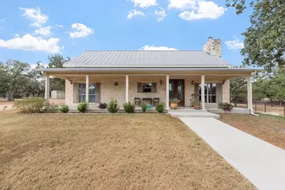 2747 Lower Crabapple Rd, Fredericksburg, TX 78624 - Photo 2