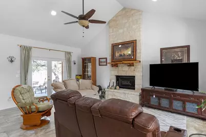 2747 Lower Crabapple Rd, Fredericksburg, TX 78624 - Photo 12