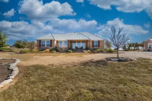 612 Sugar Creek Trail, Fredericksburg, TX 78624 - Photo 2
