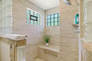 409 W Water St, Kerrville, TX 78028 - Photo 18