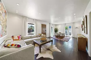 409 W Water St, Kerrville, TX 78028 - Photo 8