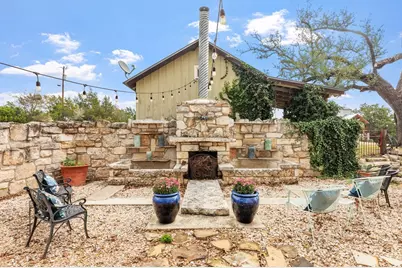 1447 Royal Oaks Loop, Fredericksburg, TX 78624 - Photo 18