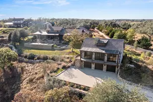 317 Sedgefield Trl, Fredericksburg, TX 78624 - Photo 2