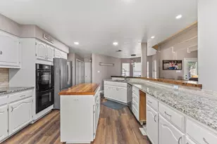 117 Holly Hill, Ingram, TX 78025 - Photo 12