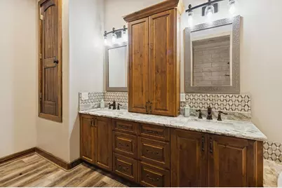 383 Elm Pass II Rd, Center Point, TX 78010 - Photo 38
