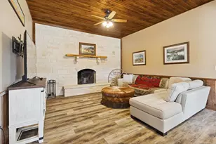 383 Elm Pass II Rd, Center Point, TX 78010 - Photo 12