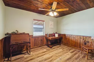 383 Elm Pass II Rd, Center Point, TX 78010 - Photo 20