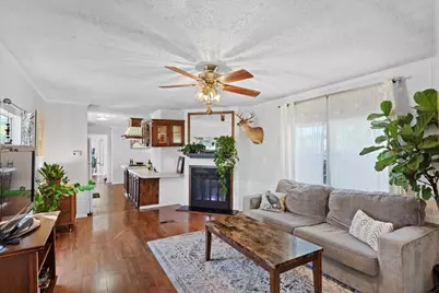 1411 C Democrat St, Blanco, TX 78606 - Photo 4