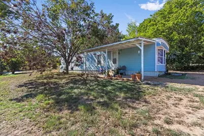 1411 C Democrat St, Blanco, TX 78606 - Photo 1