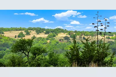7625 N State Hwy 16, Fredericksburg, TX 78624 - Photo 10