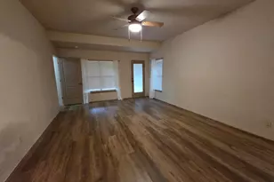 237 S Green Oaks Loop, Fredericksburg, TX 78624 - Photo 16
