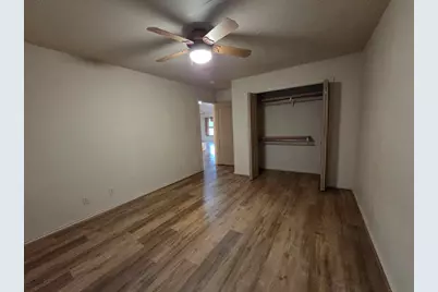 237 S Green Oaks Loop, Fredericksburg, TX 78624 - Photo 12