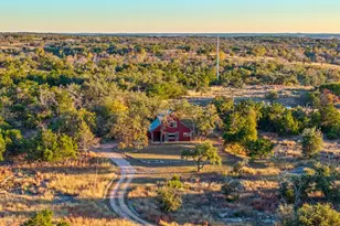 483 E Grand Oaks Dr, Harper, TX 78631 - Photo 70