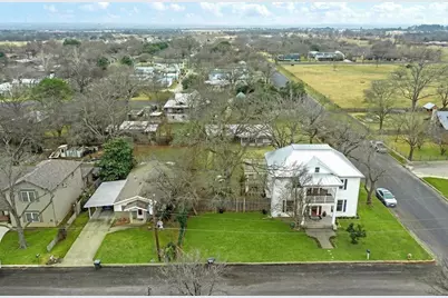 601 Bell St, Fredericksburg, TX 78624 - Photo 30