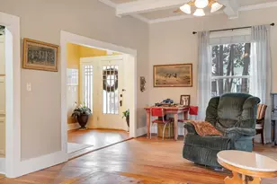 601 Bell St, Fredericksburg, TX 78624 - Photo 4