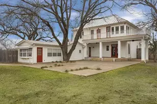 601 Bell St, Fredericksburg, TX 78624 - Photo 32
