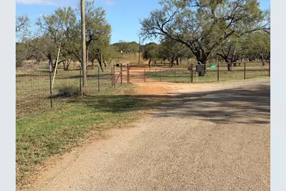102 County Rd 314, Llano, TX 78643 - Photo 2