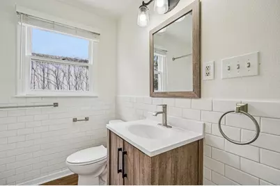 411 W Water St, Kerrville, TX 78028 - Photo 14