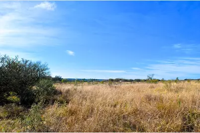 000 W Live Oak Rd, Fredericksburg, TX 78624 - Photo 8