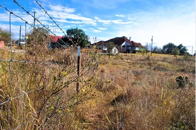 000 W Live Oak Rd, Fredericksburg, TX 78624 - Photo 6