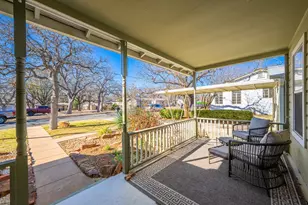 110 Beverly Dr, Fredericksburg, TX 78624 - Photo 4