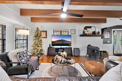 611 W Burbank St, Fredericksburg, TX 78624 - Photo 10