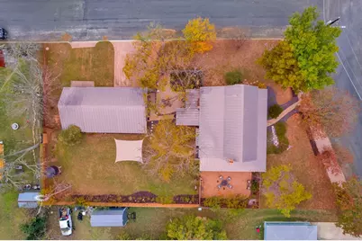 611 W Burbank St, Fredericksburg, TX 78624 - Photo 66