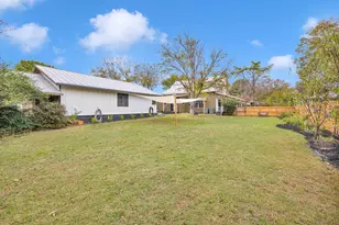 611 W Burbank St, Fredericksburg, TX 78624 - Photo 62