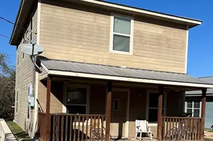 306 W Park St, Fredericksburg, TX 78624 - Photo 1