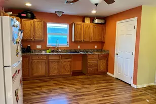 306 W Park St, Fredericksburg, TX 78624 - Photo 4