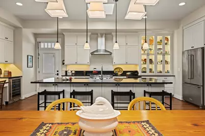 923 Hawthorn Ln, Fredericksburg, TX 78624 - Photo 8