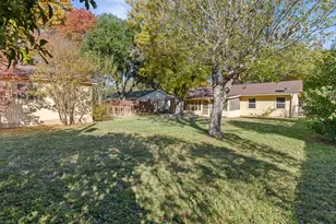 612 Bluebonnet, Fredericksburg, TX 78624 - Photo 30